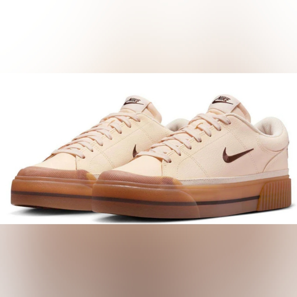 Nike Wmn’s Court Legacy Lift Platform Sneakers Size 8 NWOT MSRP $94.99